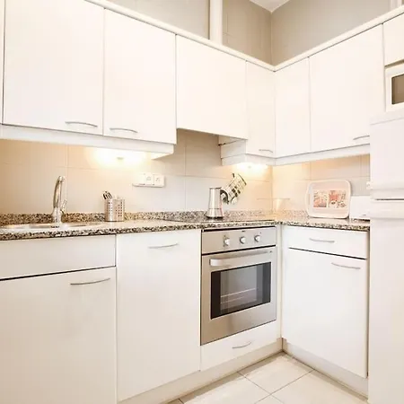Fantastic In Apartment *